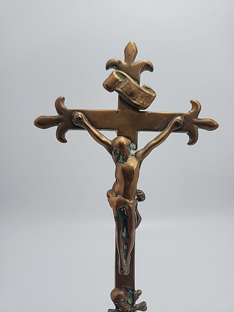 ☆ANTIQUE☆ BRASS RELIGIOUS CROSS