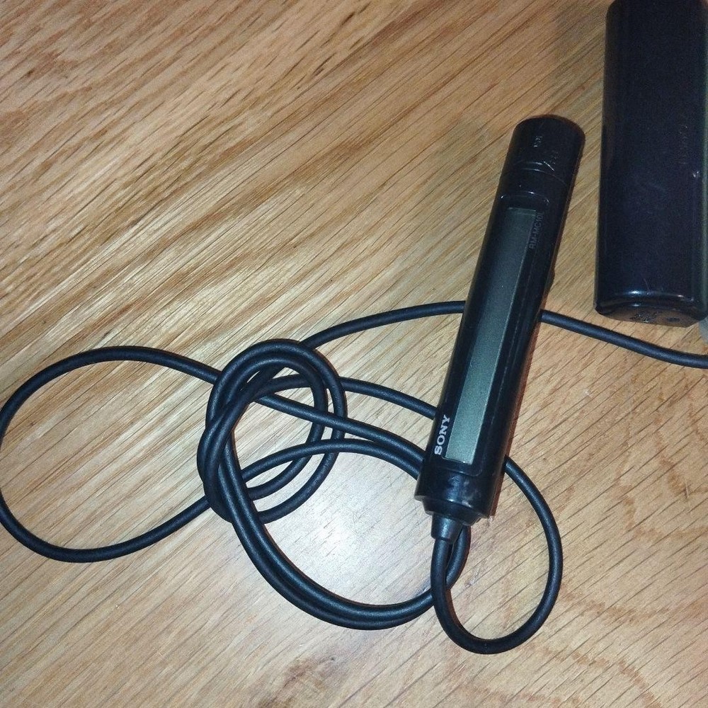 SONY MD Walkman MZ-E500 Remote Control with Battery Case Working Condition Japan