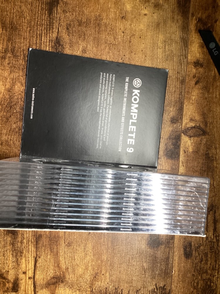 Komplete 9 Native Instruments & Effects Collection 12 Discs No Serial Number