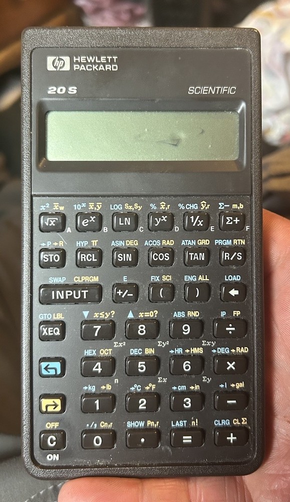 Hewlett Packard HP-20S Scientific Calculator Includes Case - Powers On!