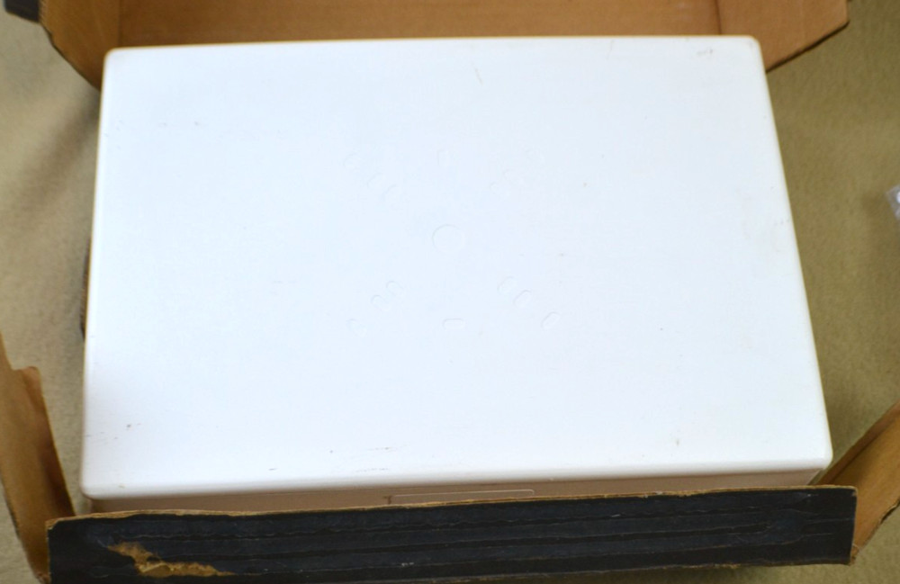 Prescolite Single Face 120/277V LED Exit Sign E2702-00 Ceiling or Wall Mount