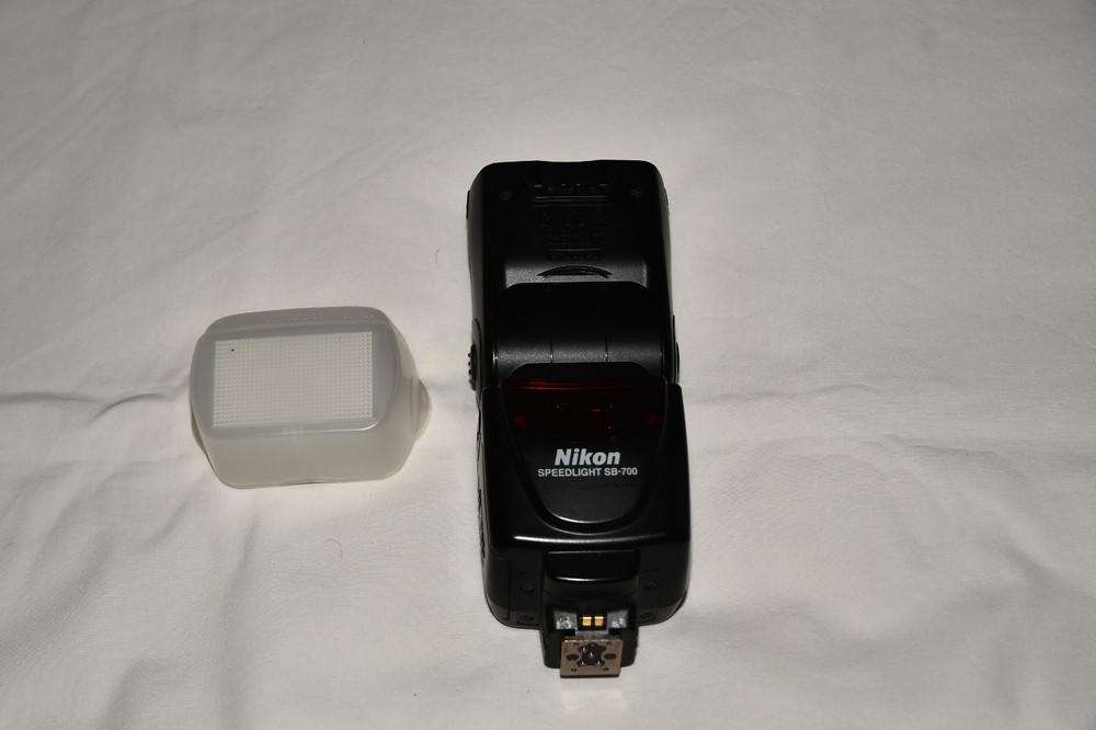 Nikon SB700
