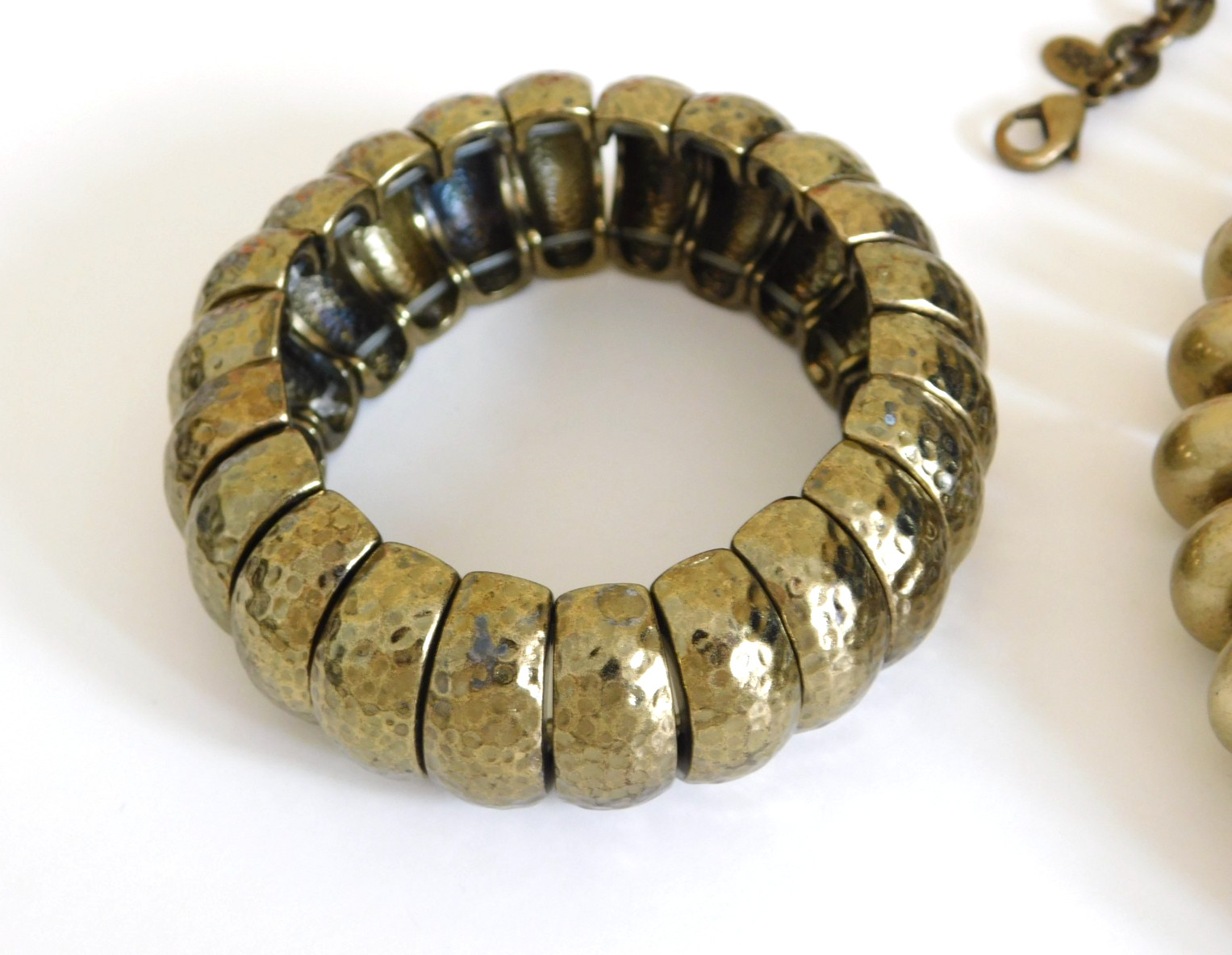 Vtg JOAN RIVERS Brass Tone Graduated Disc Bead Necklace & Stretch Bracelet Lot