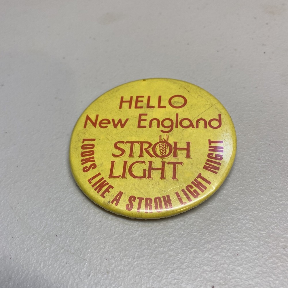 Stroh Light New England Pin Button