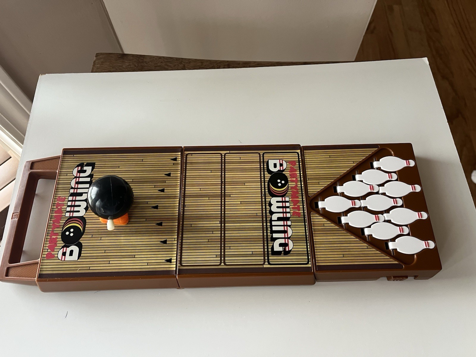 1980 Tomy PARTYMATE Strolling BOWLING Game Working Original Wind-Up Bowling Ball