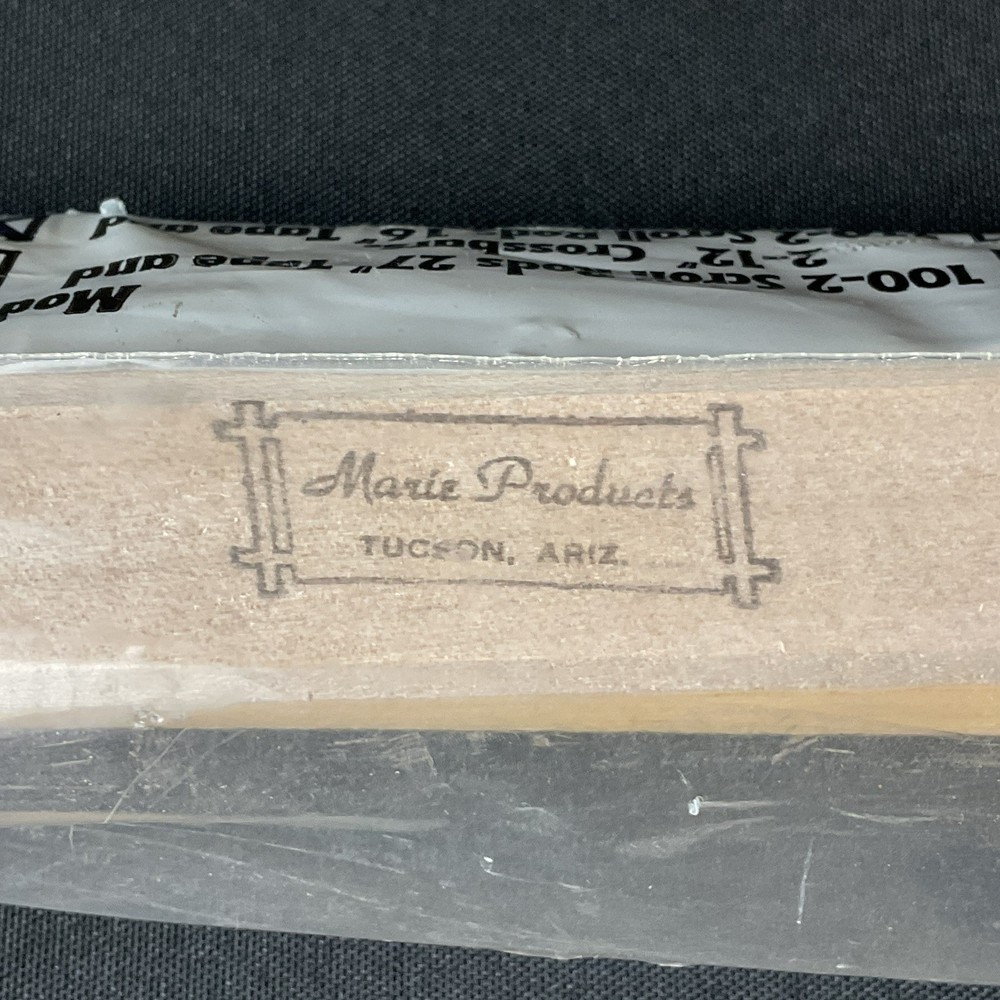 New! Needlepointer Rotating Scroll Frame Needlepoint Crewel Embroidery Model 125