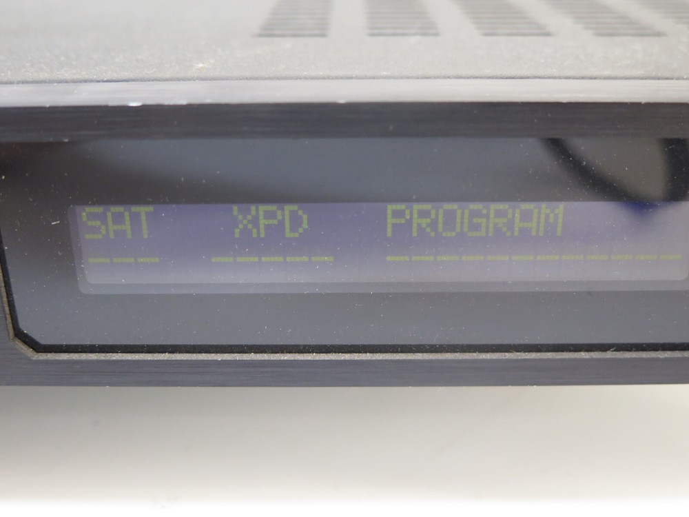General Instruments DSR-4810 MPEG-2 SDTV 4:2:2 Digital Satellite Receiver