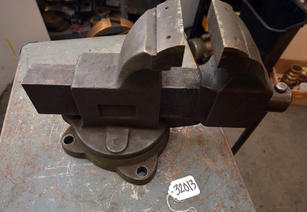 Chas Parker 974B Bench Vise (Inv.32013)