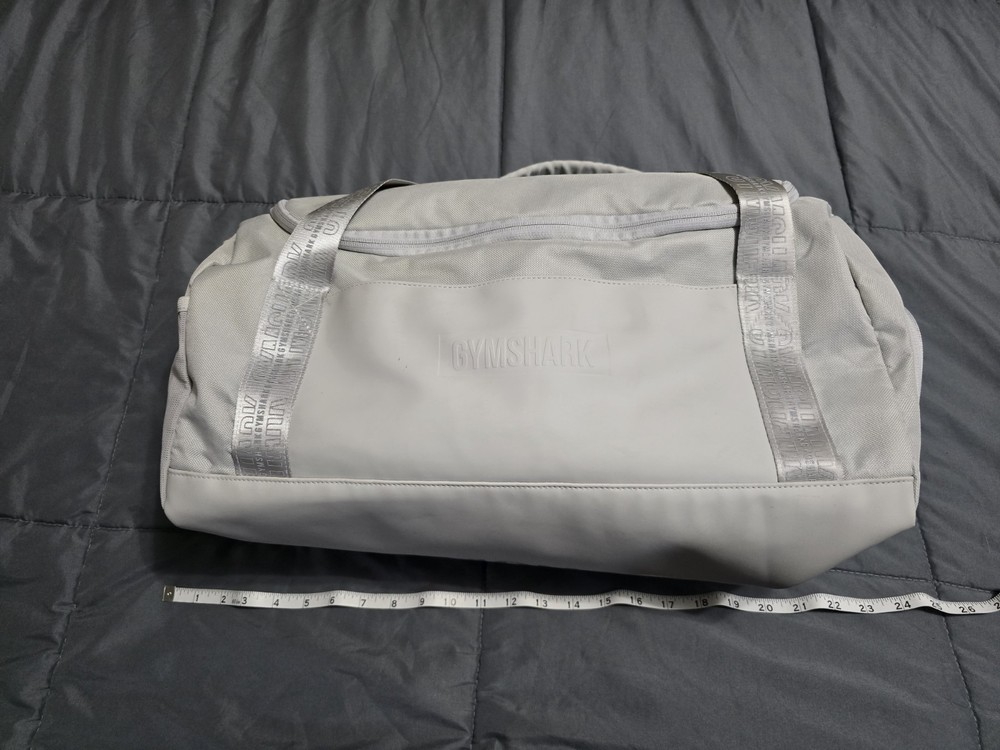Gymshark Medium Gray Grip Gym Bag Adjustable Strap Zip Closure 3 Pockets