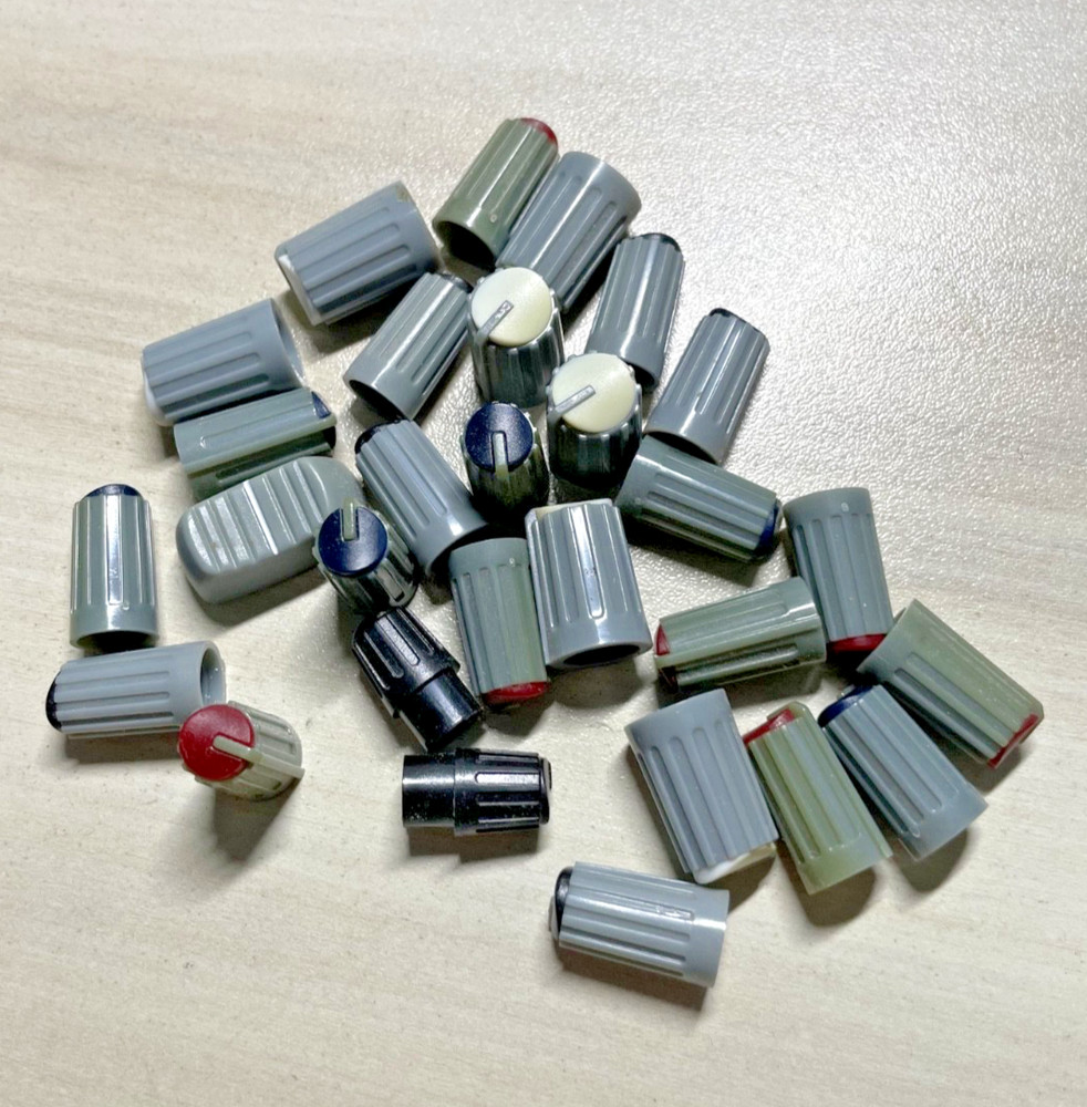 Xenyx Various Knobs Lot , Vintage