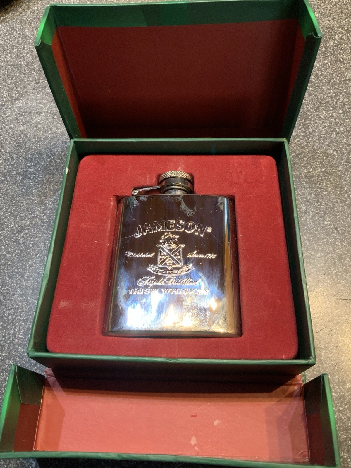 John Jameson & Son Irish Whiskey hip Flask Screw Top Sine Metu Stainless Steel