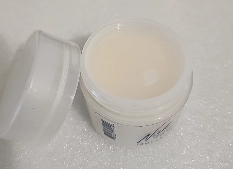 Nick Chavez Soft Flocker Volume Hold & Memory with Shea Butter ~ Texture (2 oz)
