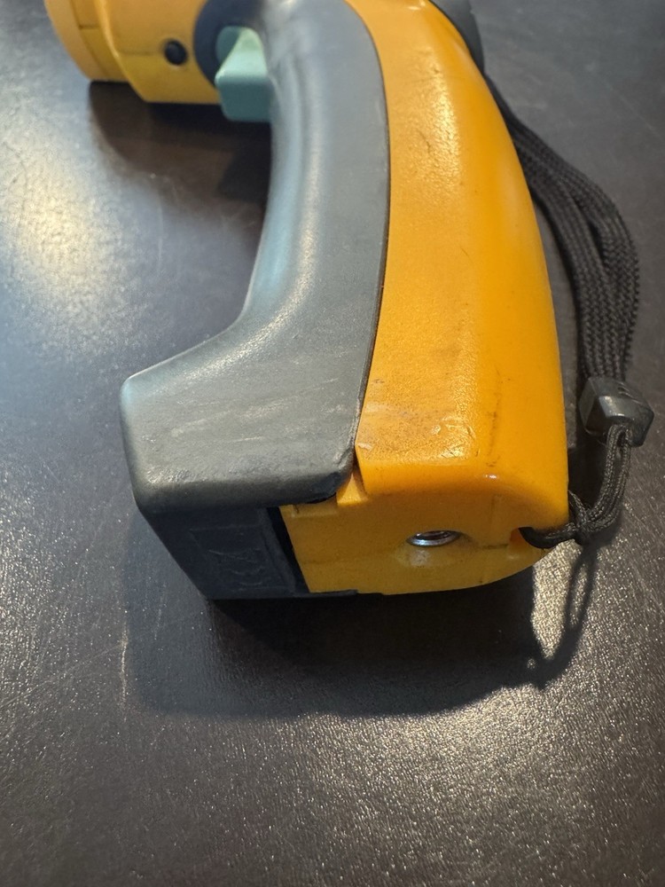 FLUKE 66 IR THERMOMETER Tested Working