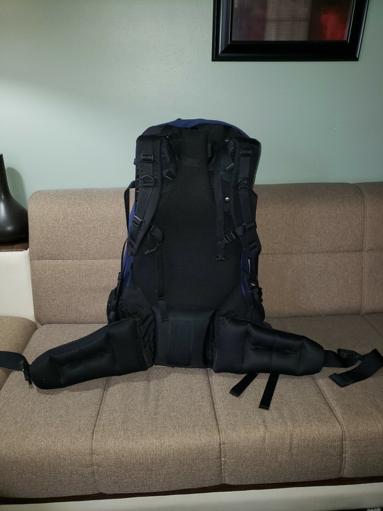 EASTERN MOUNTAIN SPORTS EMS 4500 HIKING BACKPACK INTERNAL FRAME