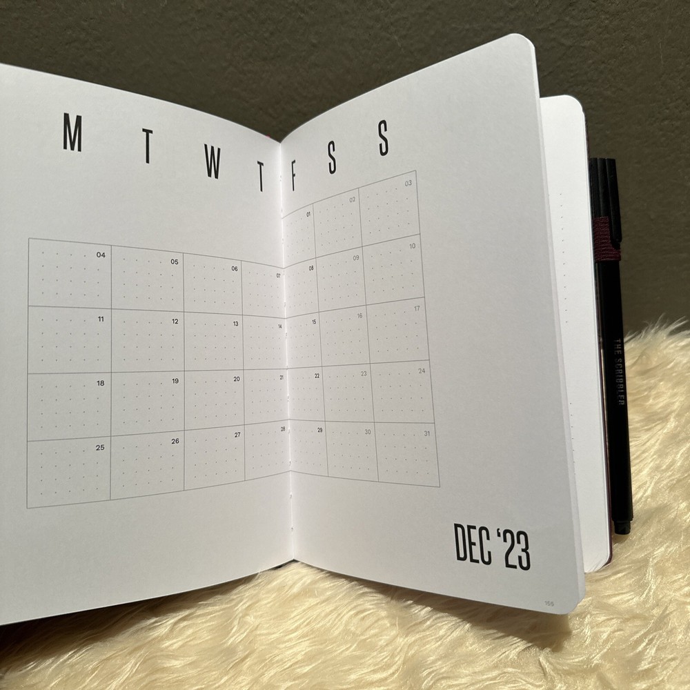 STM. DotCross Planner - Purple - 2023