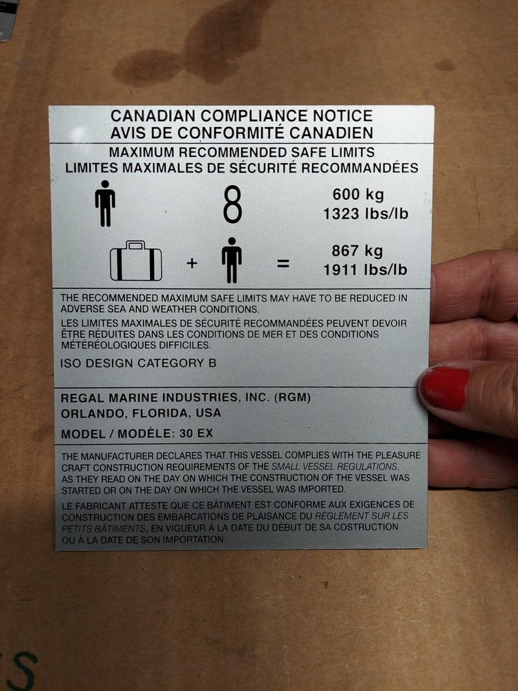 Variety BOAT MAXIMUM CAPACITIES PLAQUE (46-E1)