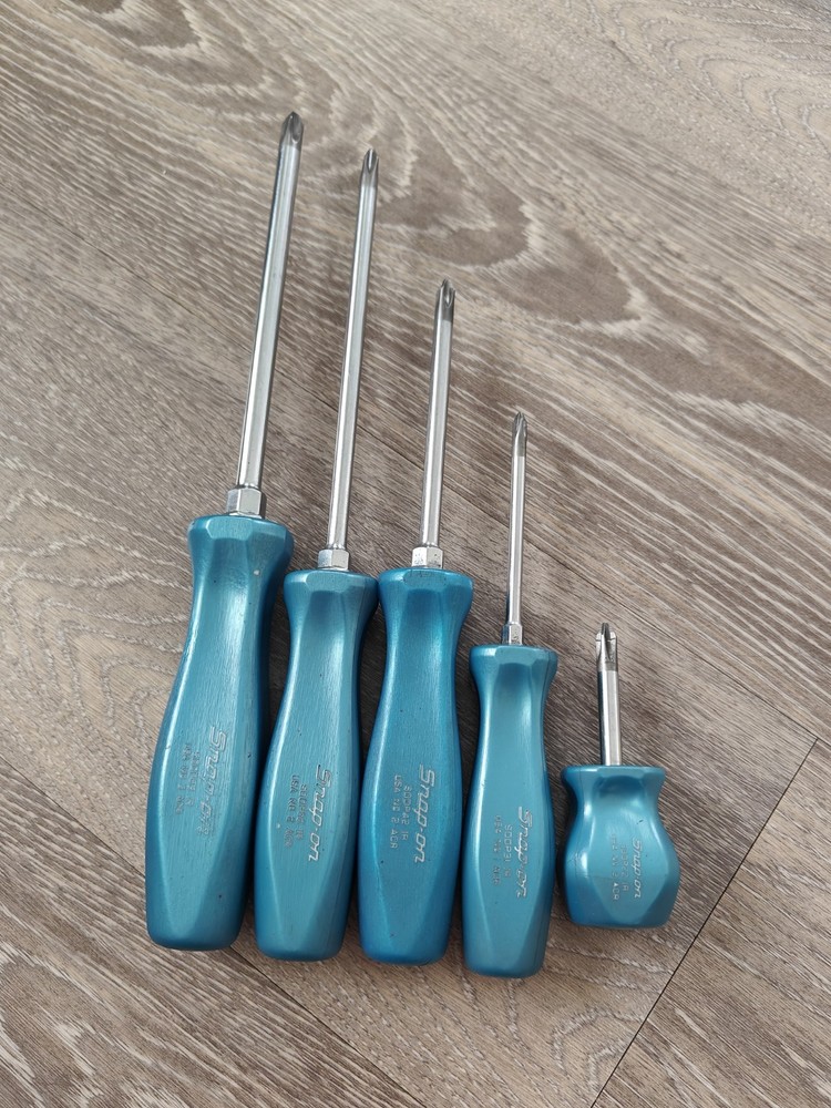 Snap On Tools USA 5pc Pearl Blue Hard Handle Phillips Screwdriver Set