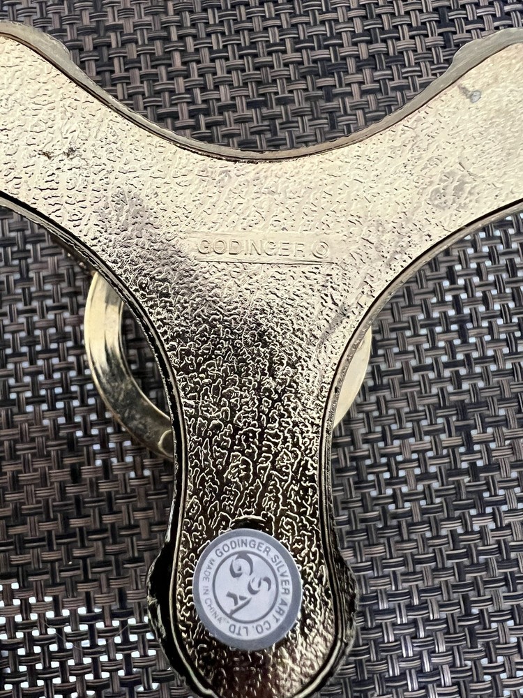 Godinger Stand With A Marble Egg