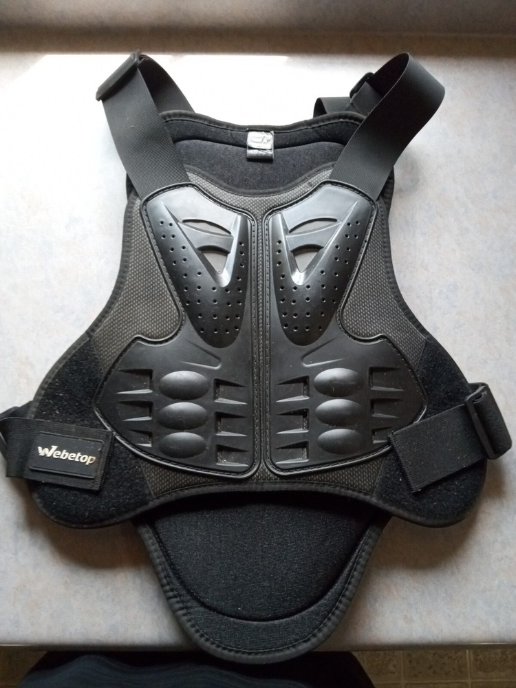 Webetop protective vest Size Medium, lightly used