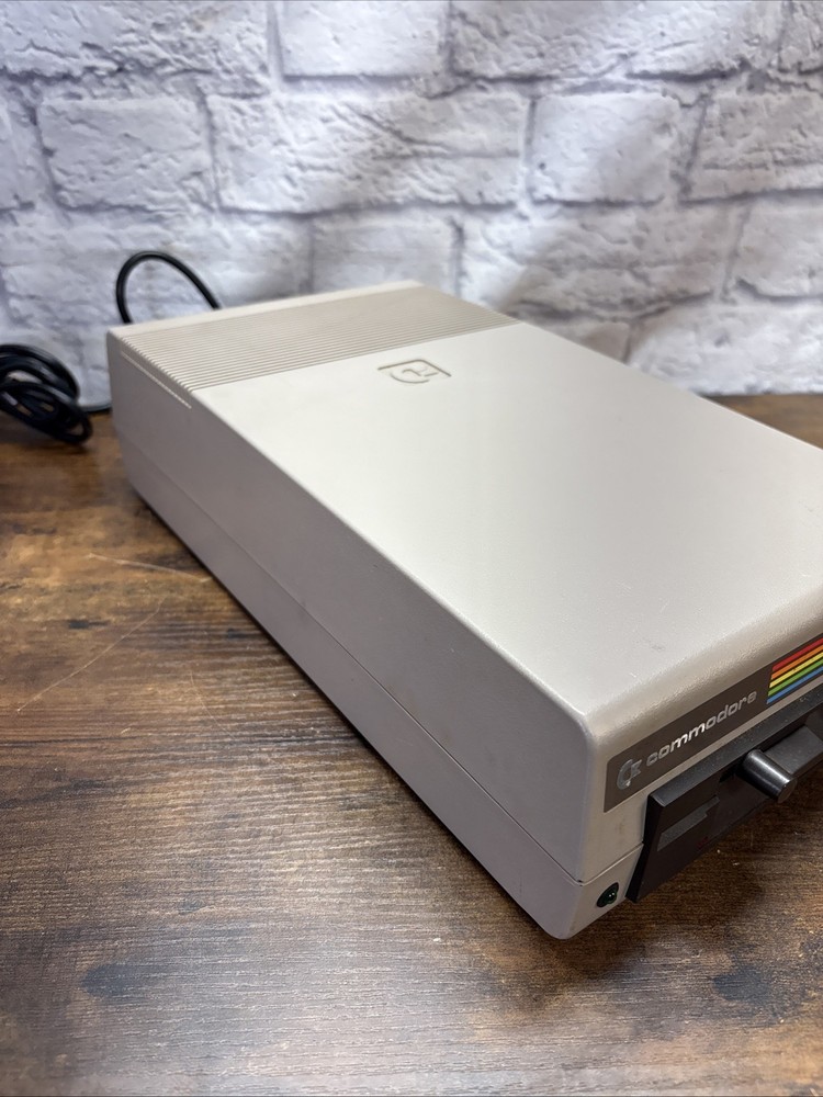Vintage Commodore 1541 Floppy Disc Drive Computer Powers On
