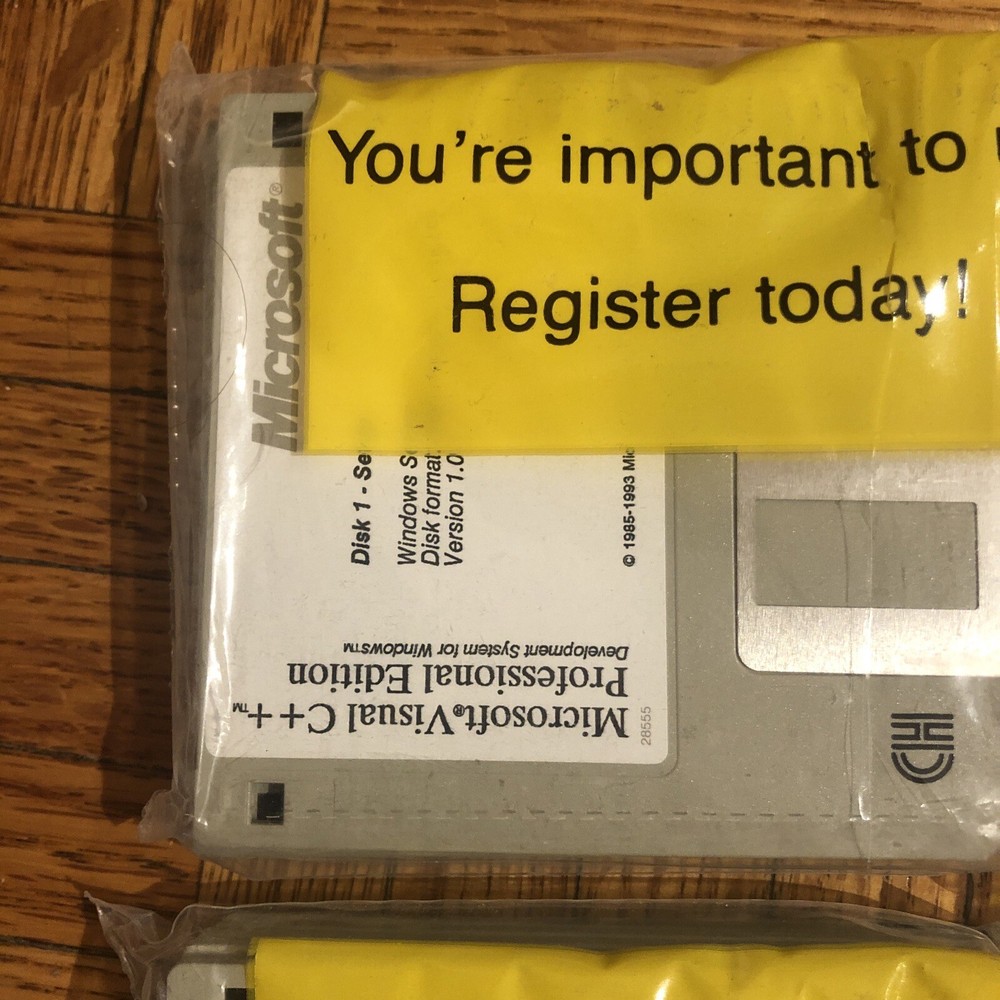 Microsoft Visual C++ 1.0 Professional Edition w/ Version 7.0 Update & Manuals