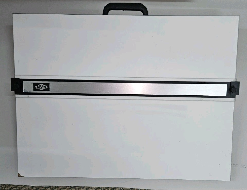 ALVIN Portable Drawing / Drafting Board 24x 18. Chip In Bottom Corner