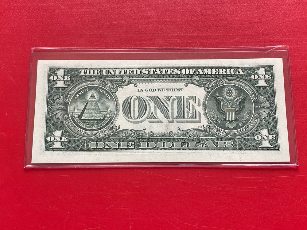 2003A Star note $1 DOLLAR BILL ( RICHMOND E ) UNCIRCULATED