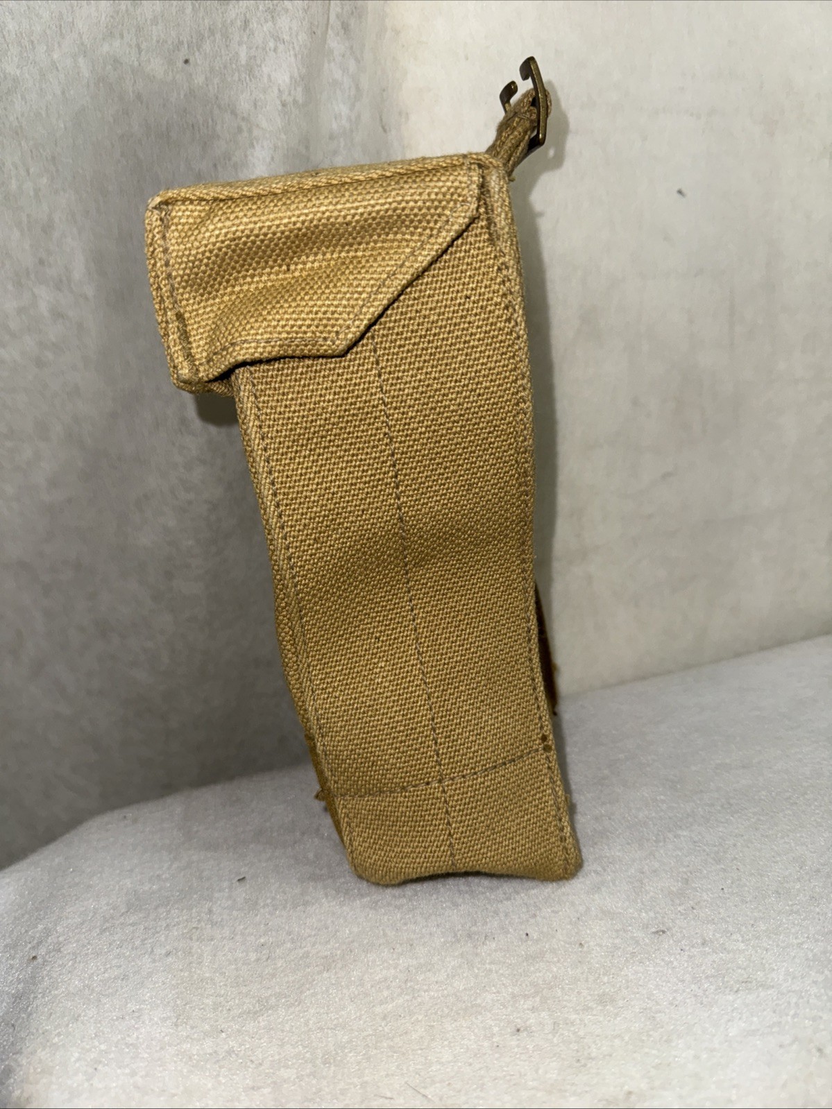 Original WW2 British Army 37 stamps Webbing MT Pouch ORIGINAL DATED 1940