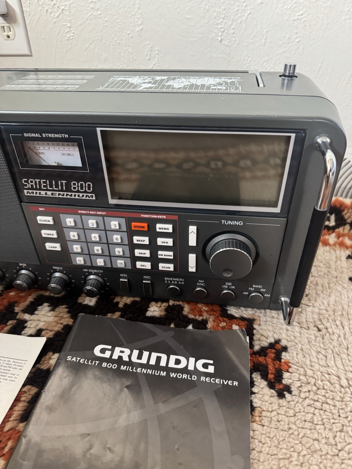 Grundig Satellit 800 Millennium General Coverage Communications Receiver