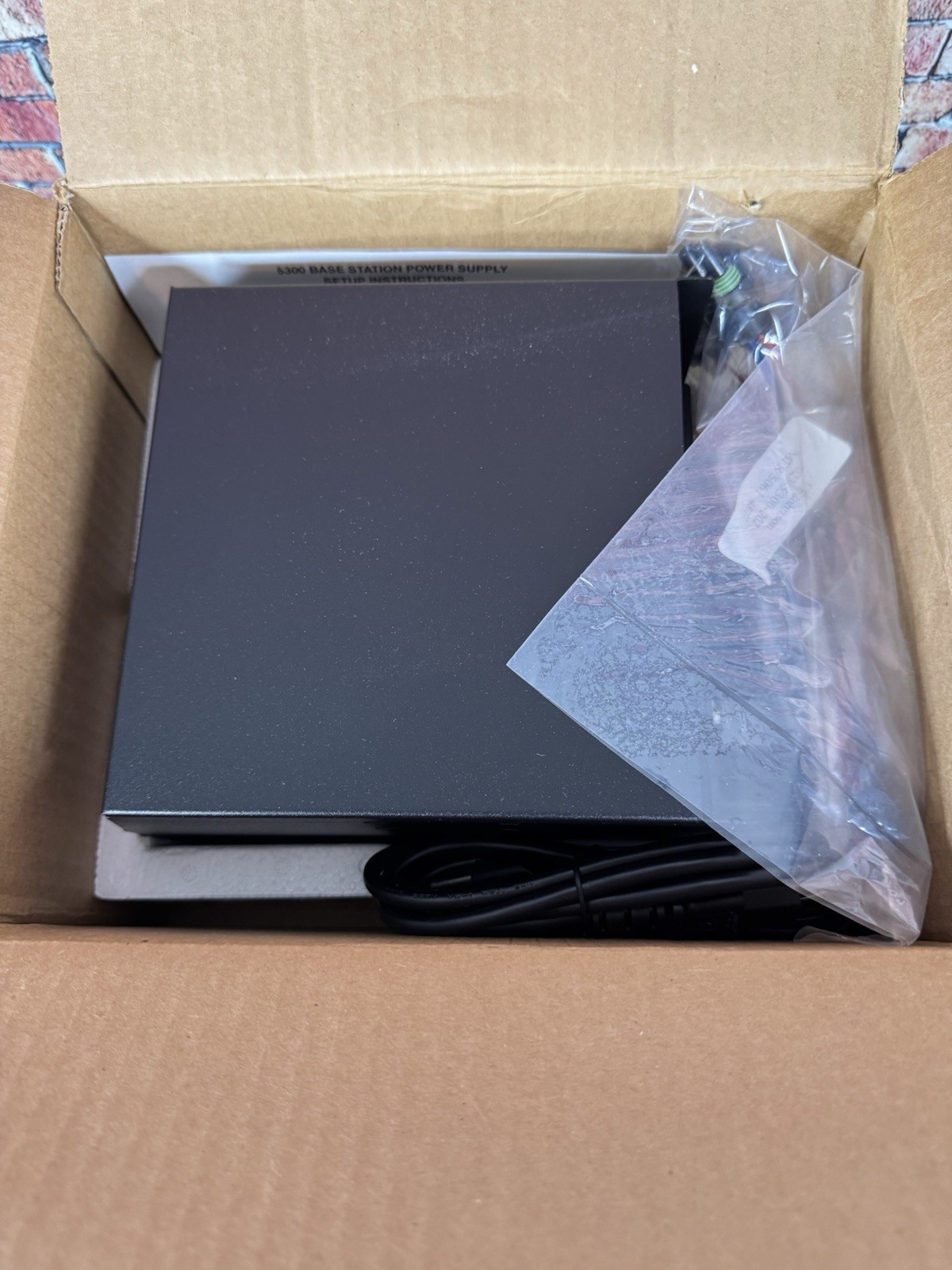 New Astron SL-15R-EFJ, 13.8 VDC 15 AMP Power Supply w EF Johnson Power Cable