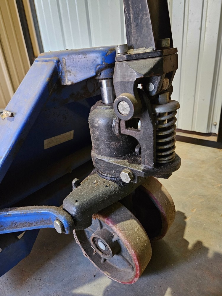 4 Pallet Jacks 5500lb Capacity 2.5 Ton