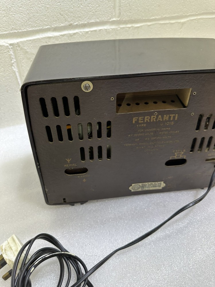Ferranti U1015 valve radio - Untested