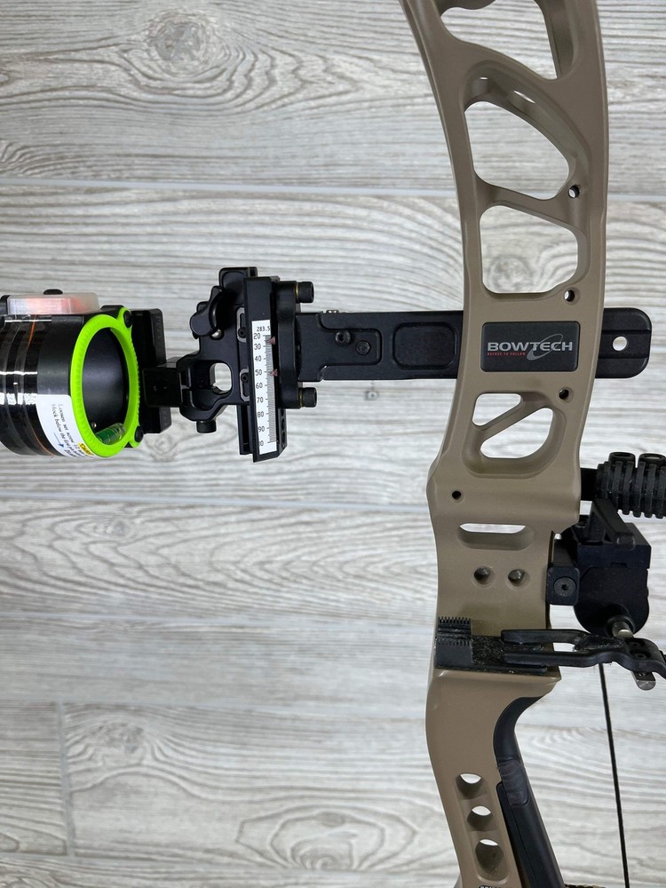 Bowtech Core SS 50-60lbs RH Flat Dark Earth Package LOADED