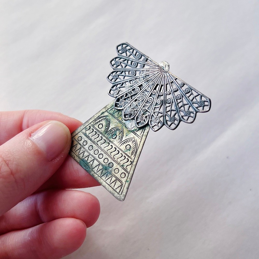Vintage Art Deco Angel Pin Base without Backing
