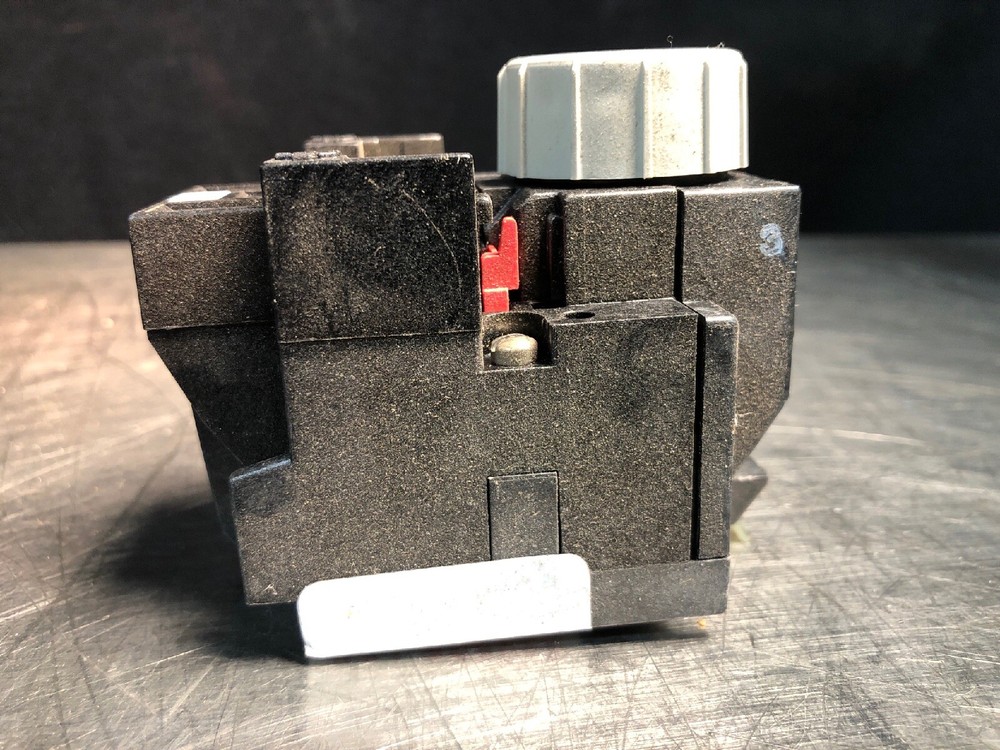 NEW SQUARE D CLASS 8501 TYPE XTE2 TIMING RELAY ATTACHMENT