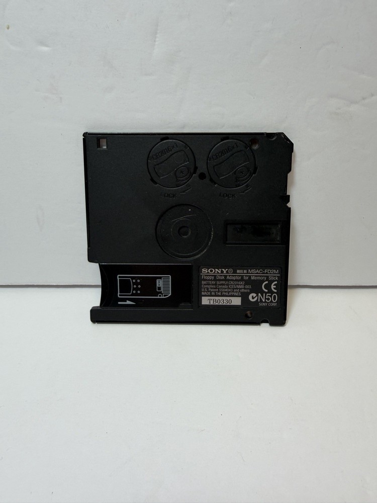 Sony MSAC-FD2M Memory Stick Floppy Disk Adapter w/ CD & Manuals + 8MB Stick
