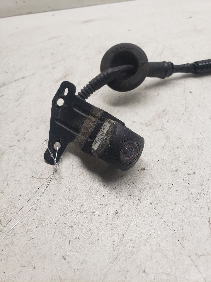 Camera/ Projector Gate Mounted Rear View Camera 2008-2010 ODYSSEY OEM