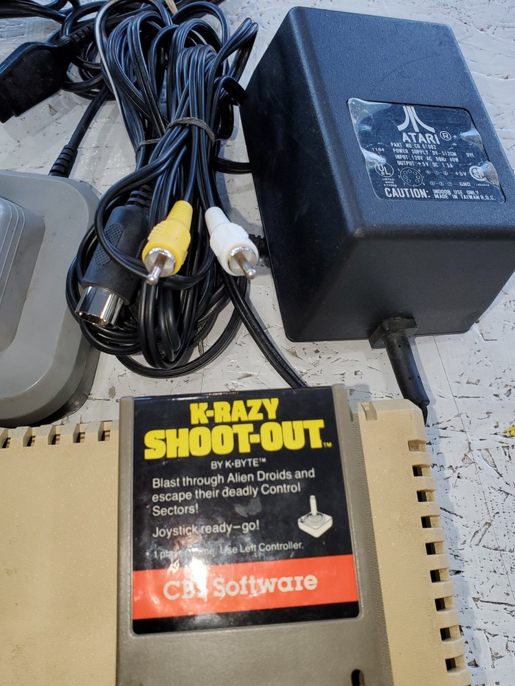 Atari 800XL Tested/Working View Pics