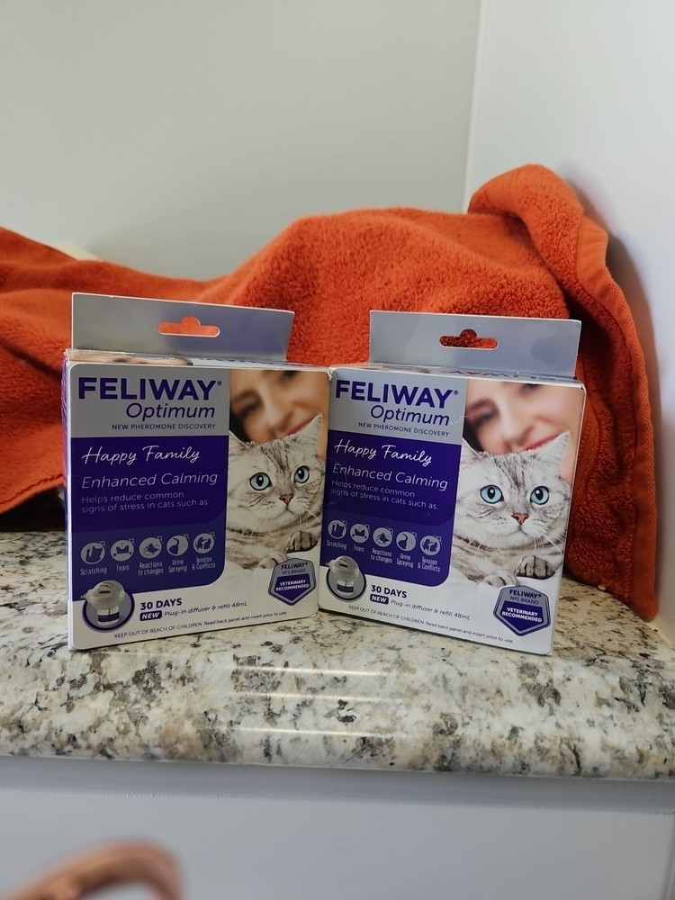Feliway Optimum Diffuser Kit (2) Diffuser (1) Classic Refill (2)