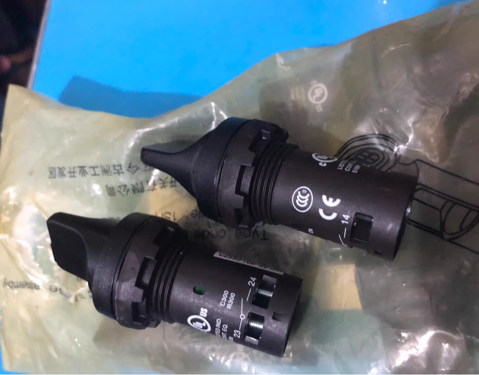 1PC NEW ABB Selector switch C2SS2-10B-20 2NO #LL