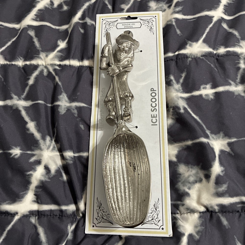 Silver Metal Halloween Witch Ice Scoop New