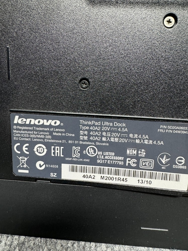 Lenovo ThinkPad Ultra Dock Type Mdl 40A2 Docking Station No Key