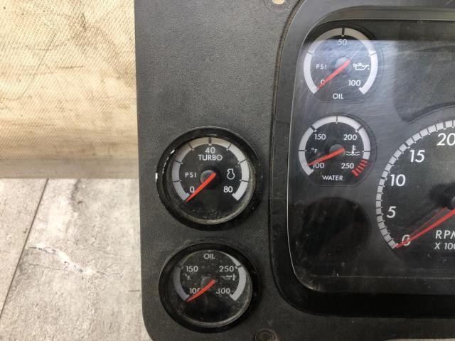 2011-2014 Freightliner CASCADIA Speedometer Instrument Cluster - Used