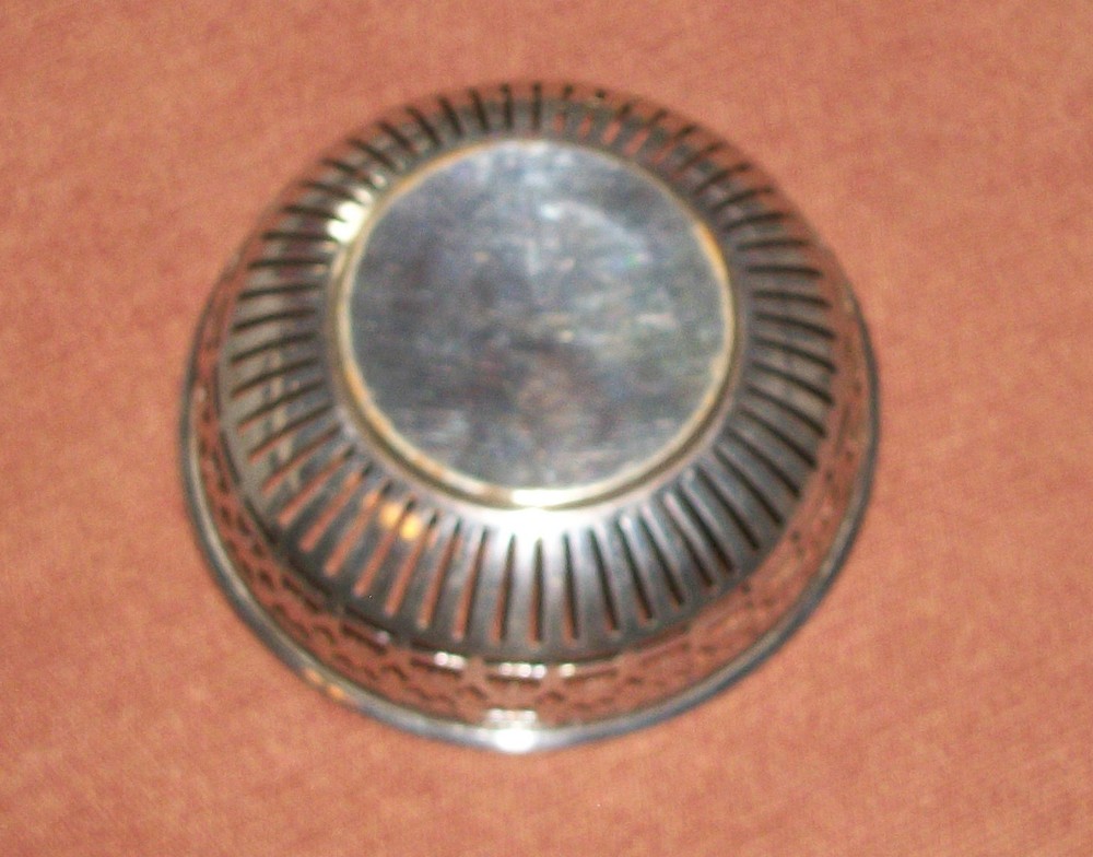 VTG RETICULATED PIERCED EPNS BOLD MONOGRAM NICKEL SILVER G H D? WHO KNOWS WHICH