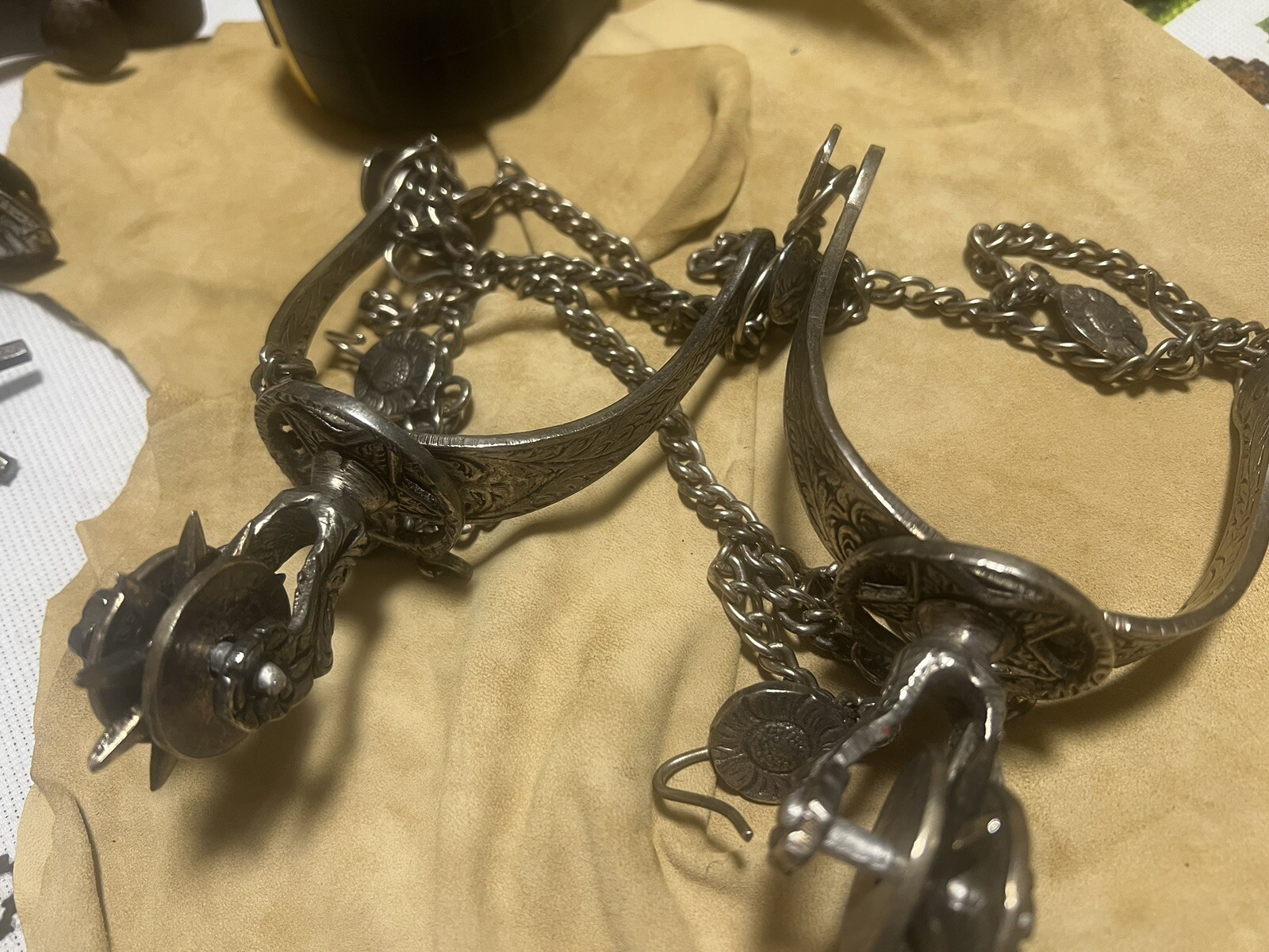 Vintage Pair Unmarked Pair Western Cowboy Boot Metal Brass Spurs Leather Straps