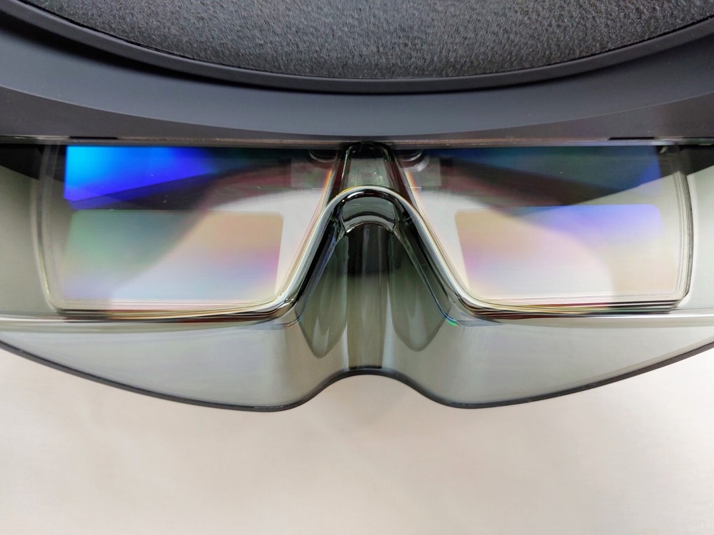 Microsoft HoloLens Developer Edition 1st Generation & Case - Excellent Condition