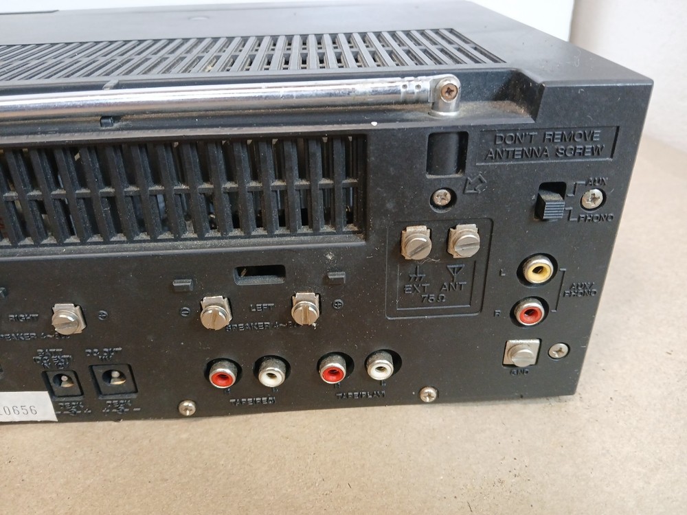 vector Research vmc-100 stereo receiver/ Graphic Equalizer