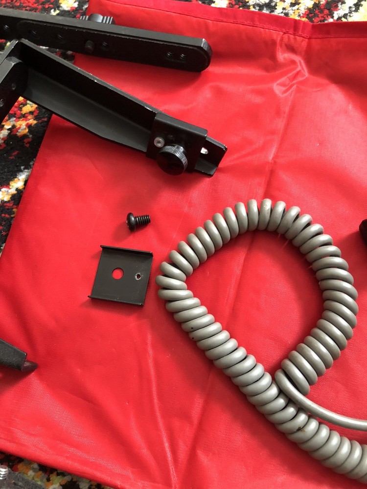 Stroboframe flash bracket Lot with Nikon SC 17 tTL Cable