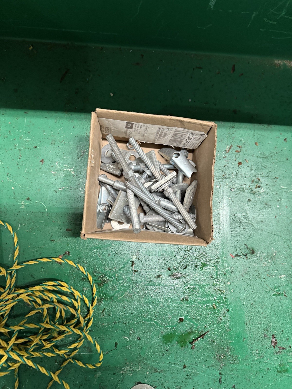 Model #: 2001 - Portable Cable PullerModel #: 2049 - Pipe Adapter Sheave