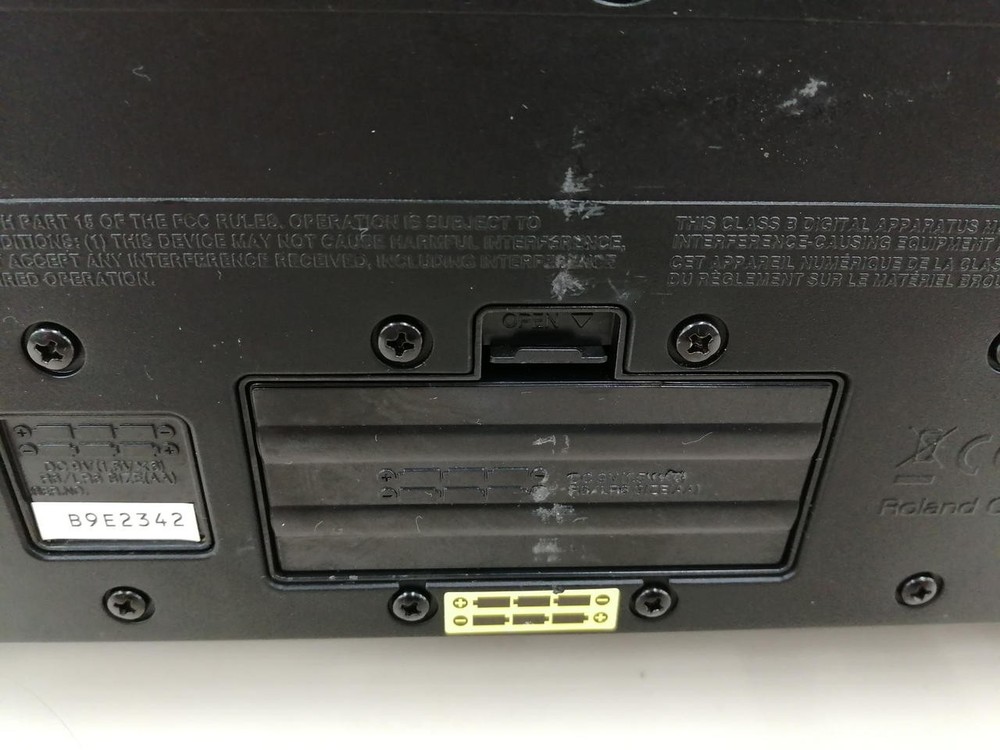 ROLAND MOBILE CUBE Mobile lifier